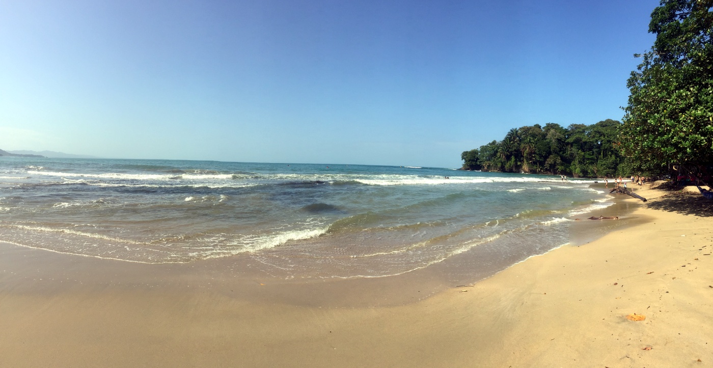 Puerto Viejo: deserted beach